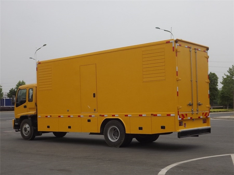 洛龙发电车租赁-柴油发电机组的清污方法怎么选用才正确